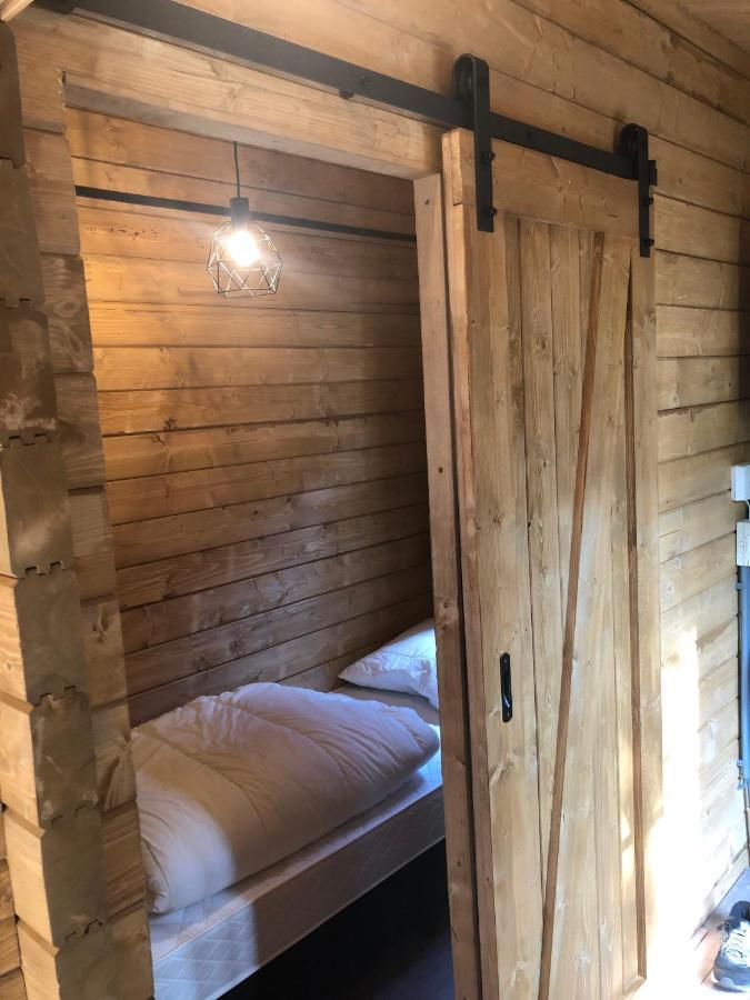 הוילה פוטן 3 Slaapkamer Blokhut Met Opgemaakte Bedden מראה חיצוני תמונה